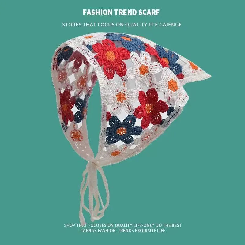 Cotton triangular headscarf with floral pattern in retro French style for women