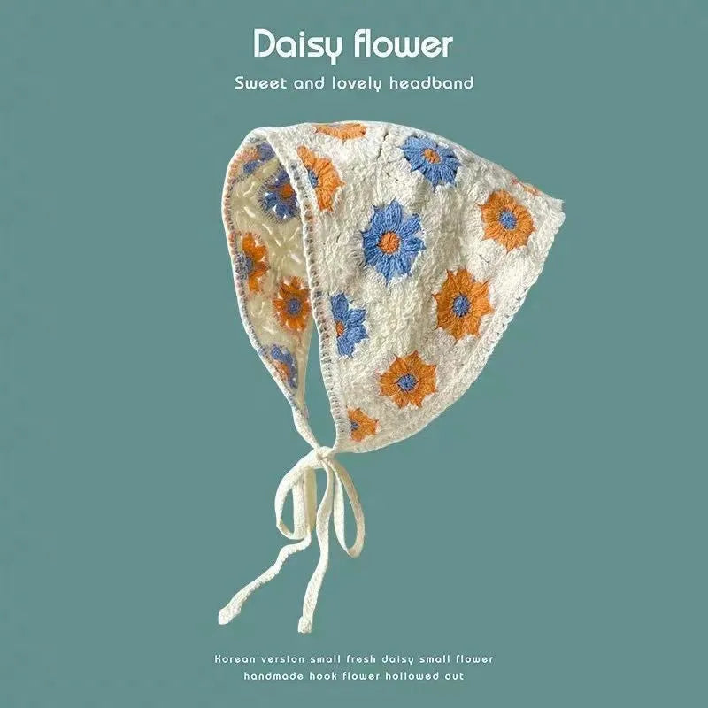 Cotton triangular headscarf with floral pattern in retro French style for women