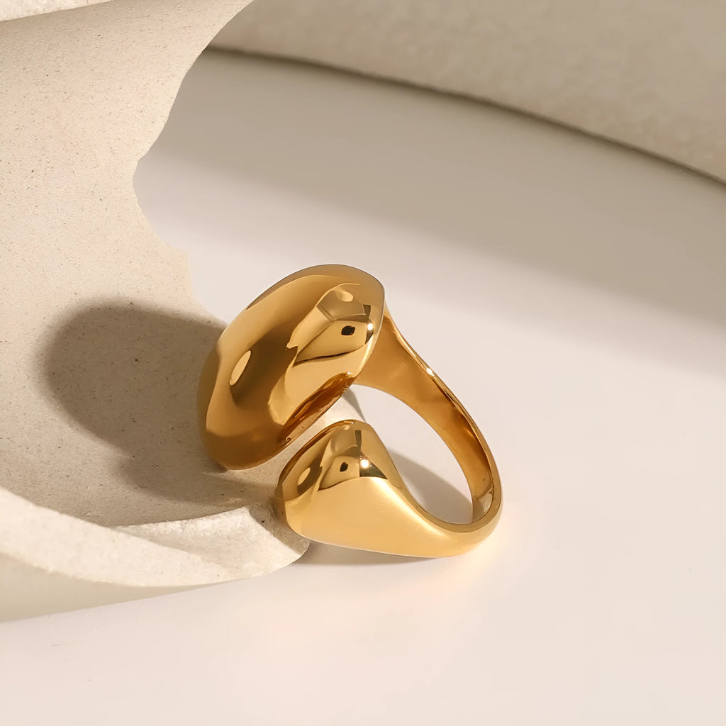 Geometric open stainless steel ring for women with electroplated finish