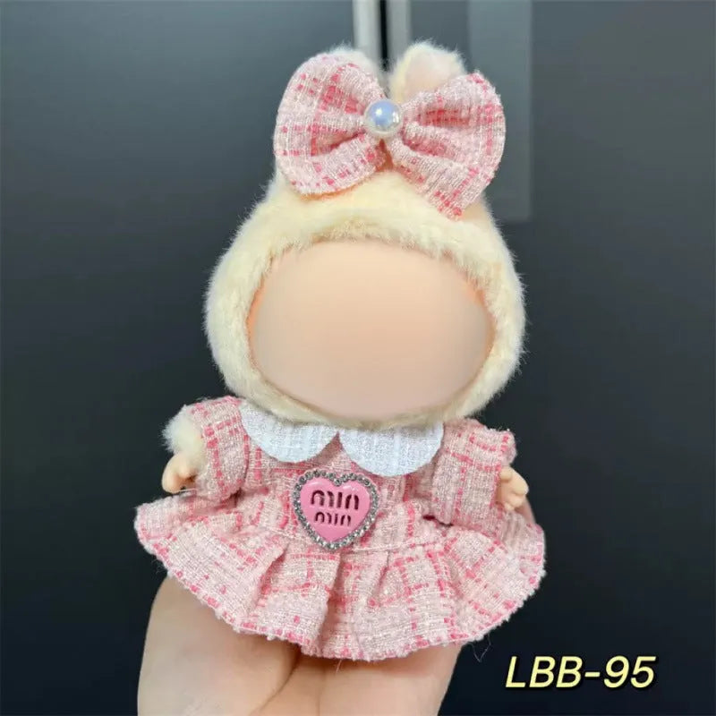 A plastic doll costume outfit for a 17cm tall vinyl figurine on a white background.