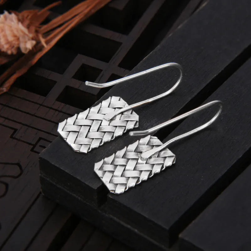 Silver geometric woven plaid earrings with diamond pattern and 17.5mm length