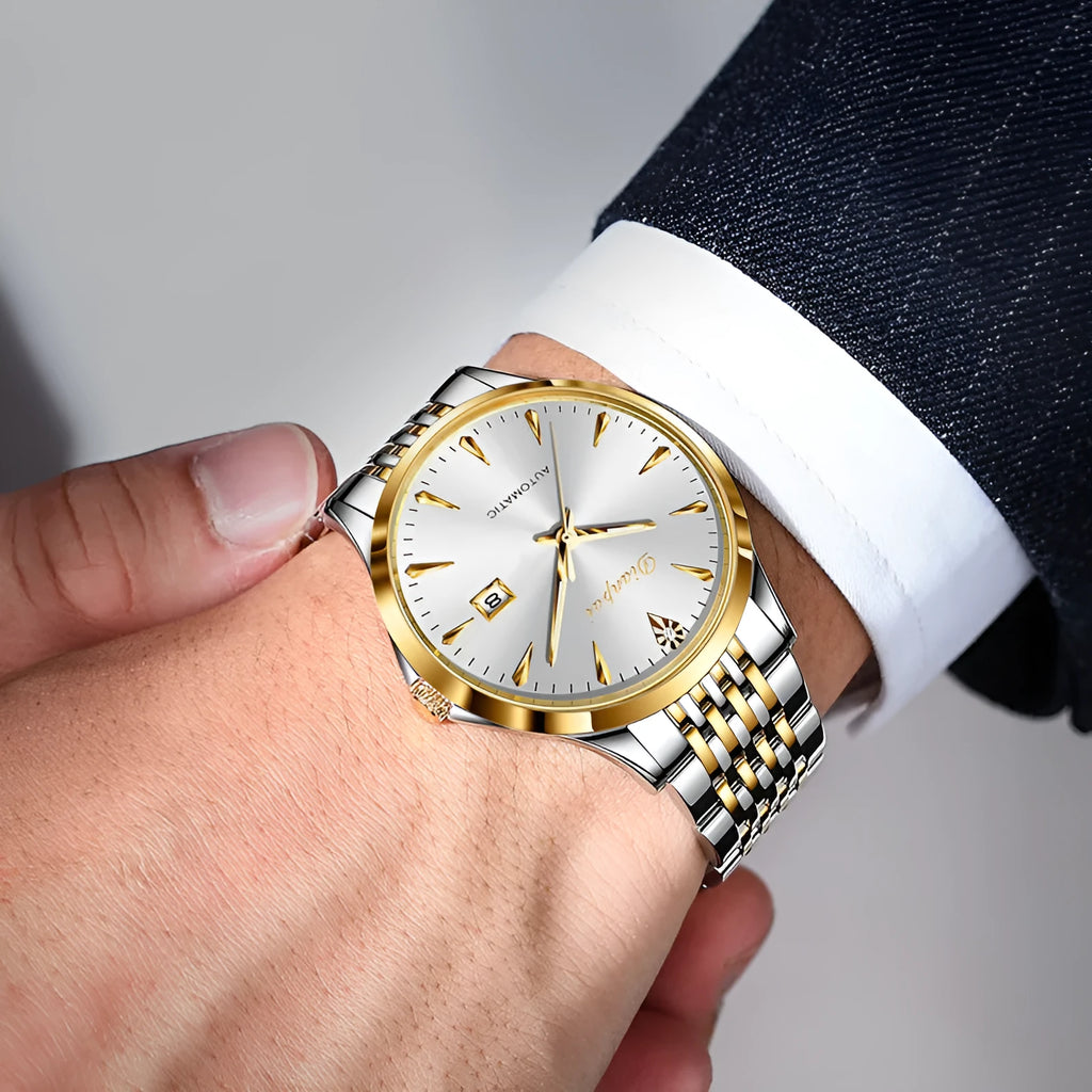 Men's simple dial automatic mechanical watch with stainless steel strap and case.