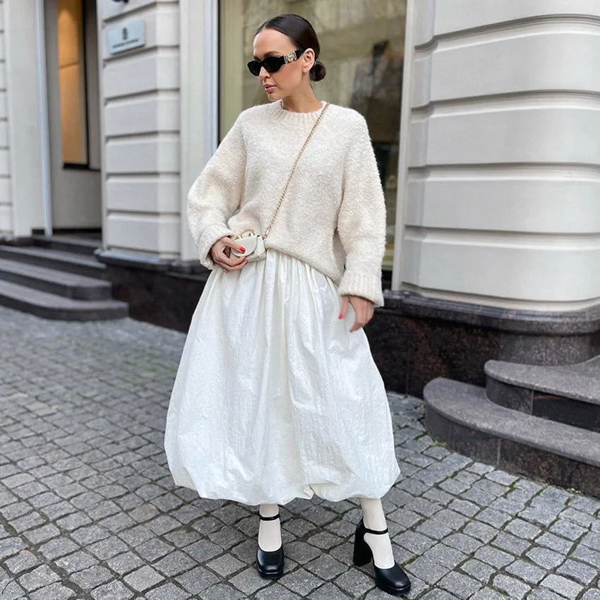 Women's solid colour cotton long skirt with elasticated waistband in black or white