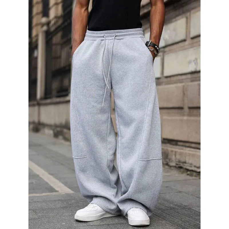 Men's high waist straight-leg casual cropped pants in a bamboo fibre blend fabric.