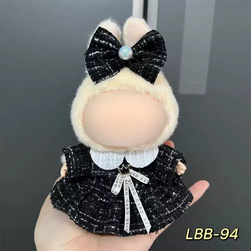 A plastic doll costume outfit for a 17cm tall vinyl figurine on a white background.