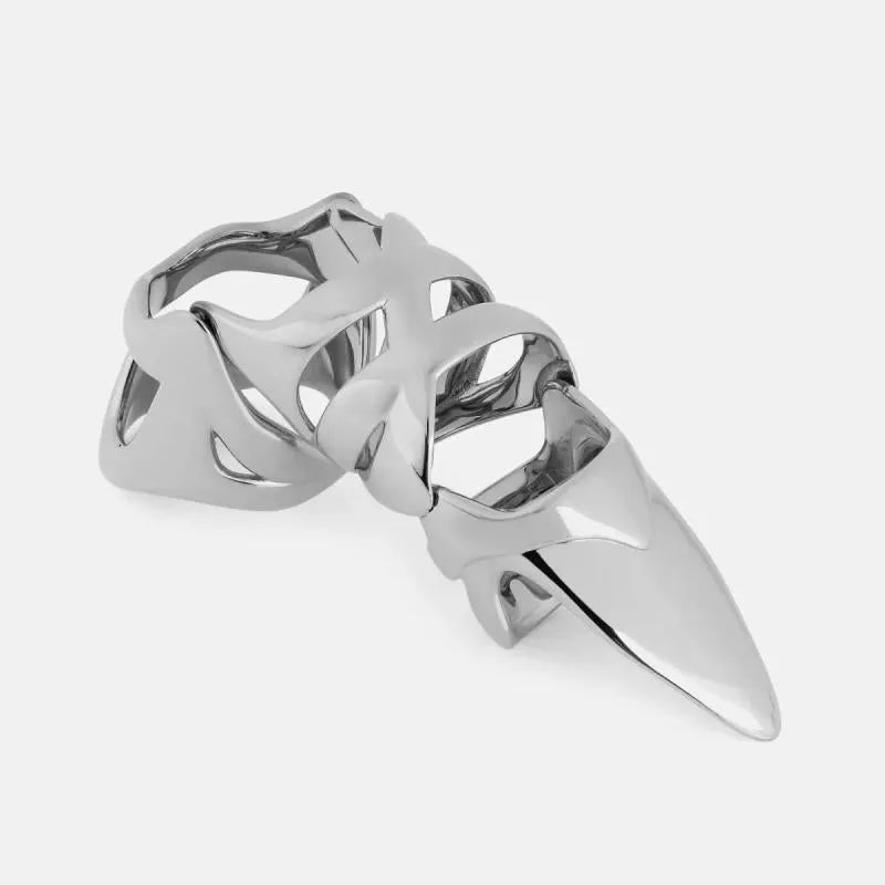 Silver alloy punk armour finger ring with stall design on model hand