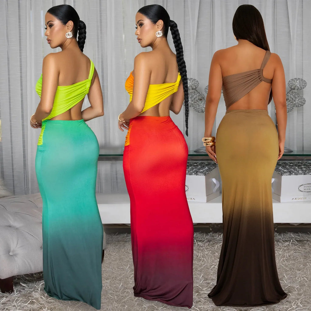A green gradient oblique shoulder dress with a high waist and long one-step skirt.