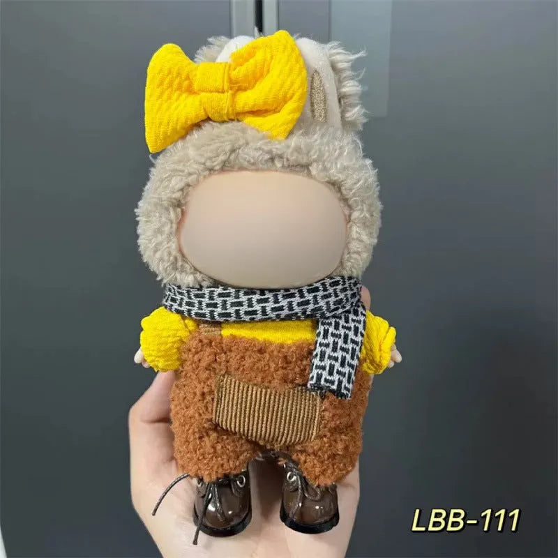 A plastic doll costume outfit for a 17cm tall vinyl figurine on a white background.