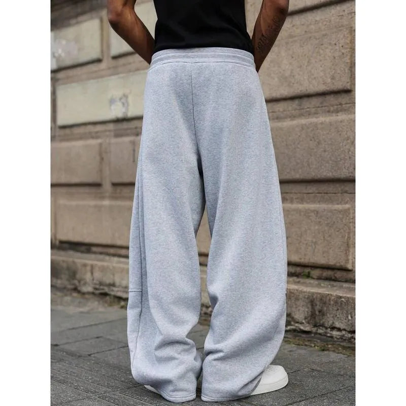 Men's high waist straight-leg casual cropped pants in a bamboo fibre blend fabric.