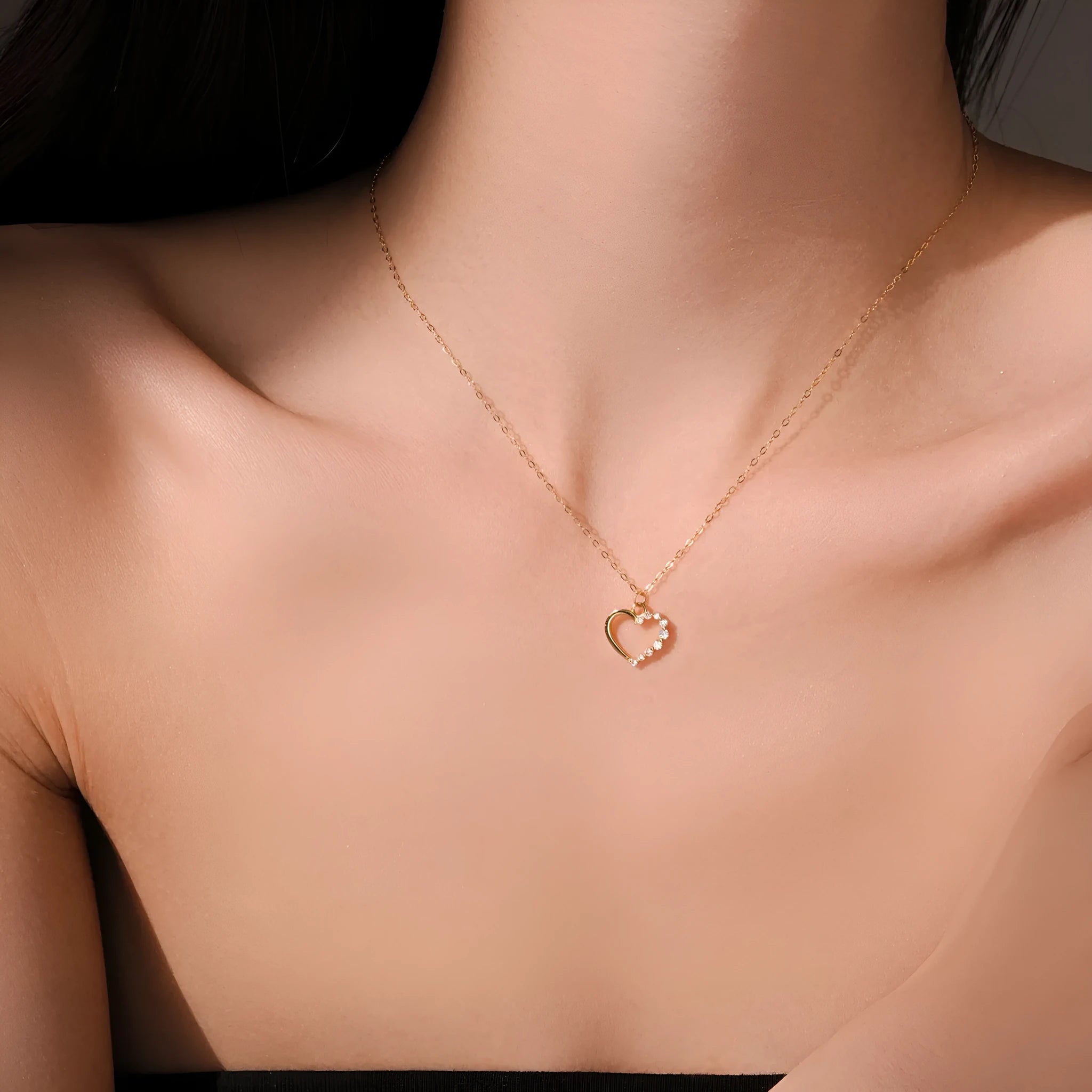 S925 sterling silver hollow heart necklace on a regular chain, shown in gold and platinum finish options.