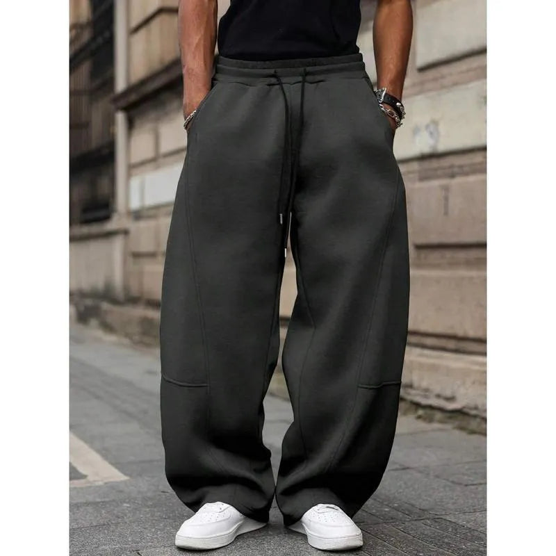 Men's high waist straight-leg casual cropped pants in a bamboo fibre blend fabric.