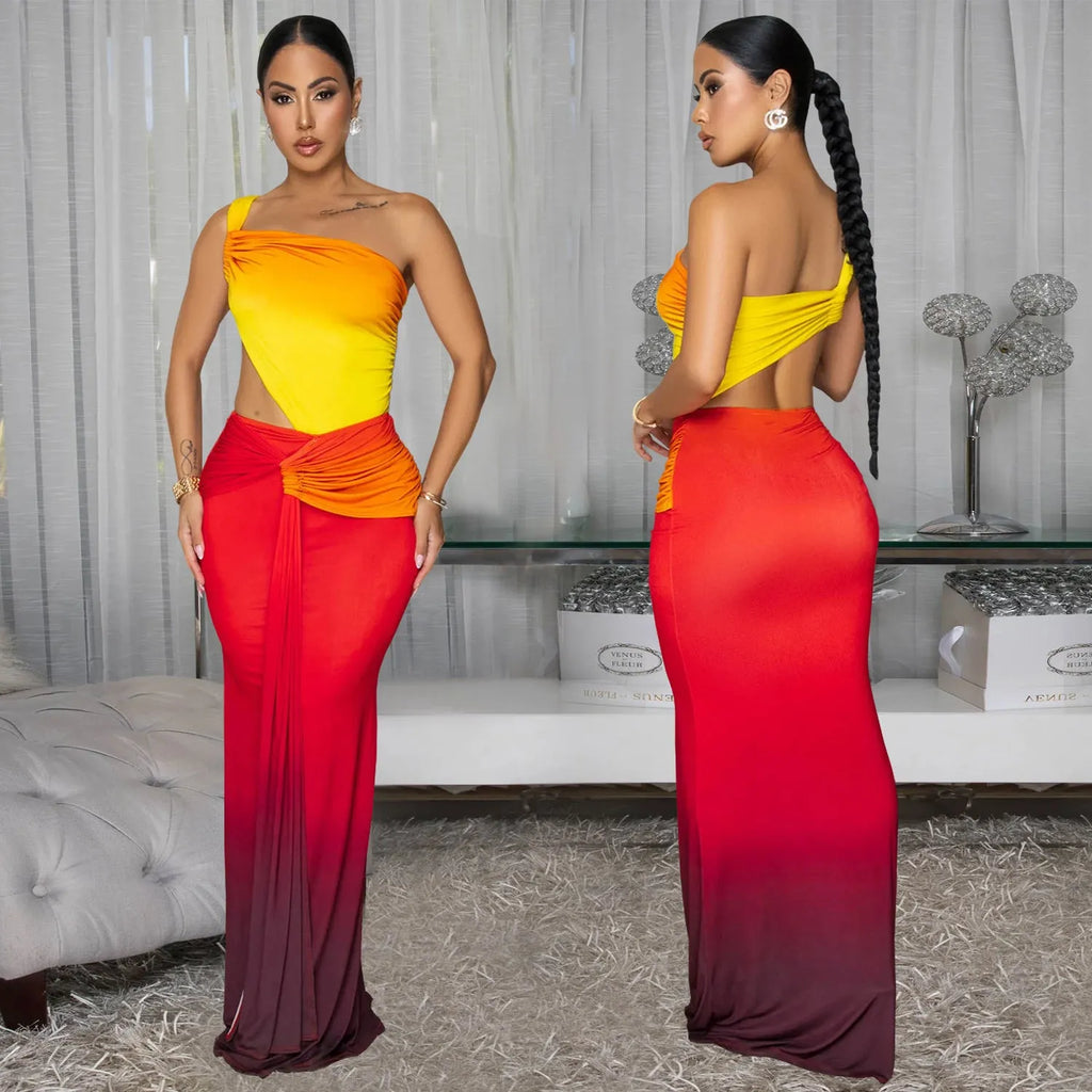 A green gradient oblique shoulder dress with a high waist and long one-step skirt.