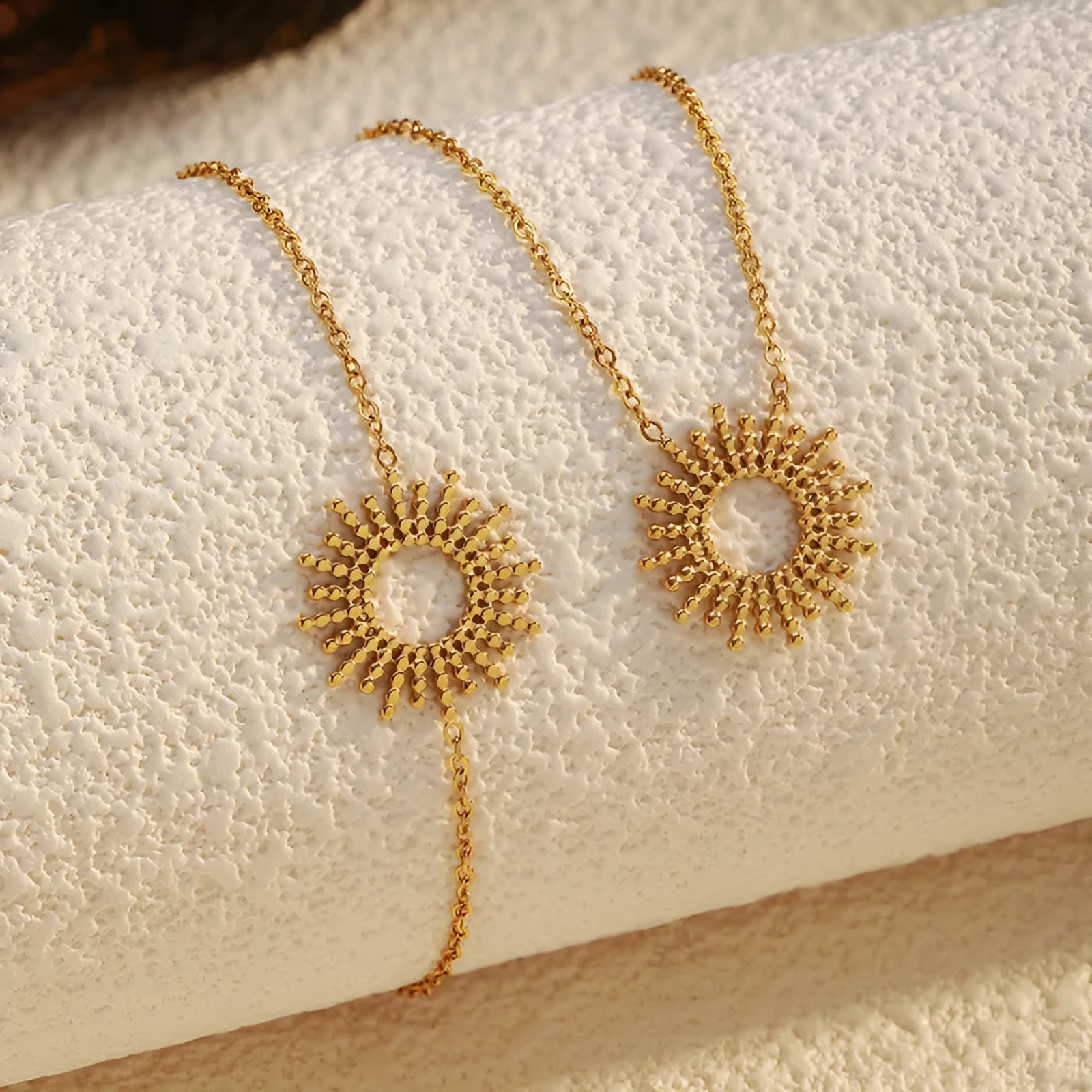 Sunflower Series women's gold 14K stainless steel geometric chain necklace and bracelet set