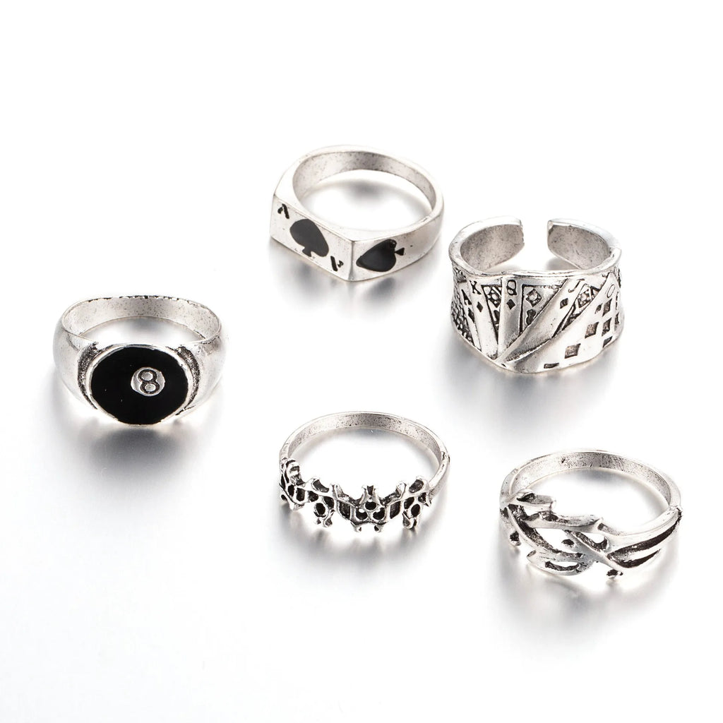 Black poker spade card ring with retro design for women