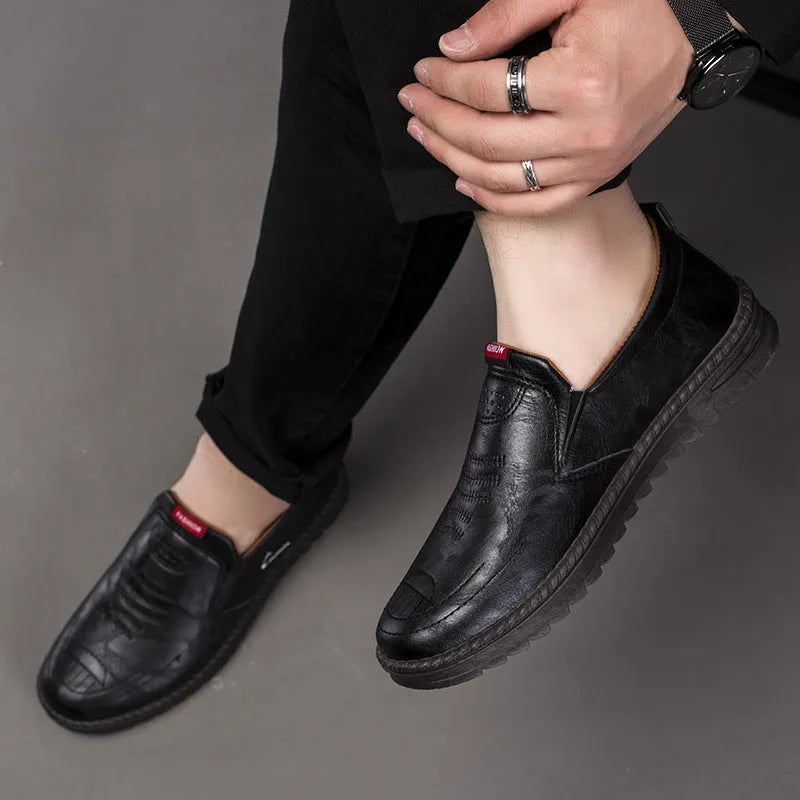Men's spring leather slip-on shoes in artificial PU with round toe and lace-up closure