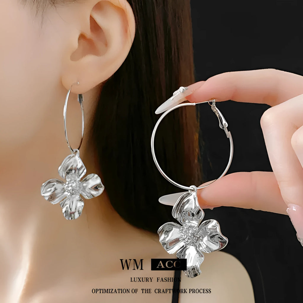 Silver needle metal flower earrings with geometric cold style in gold or silver electroplated finish