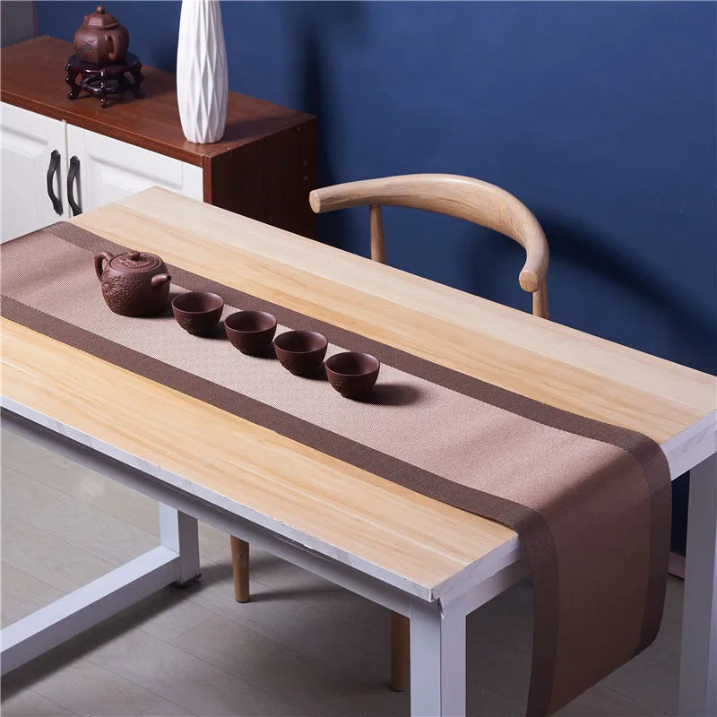 PVC non-slip dish mat in modern simplicity style protecting a wooden dining table