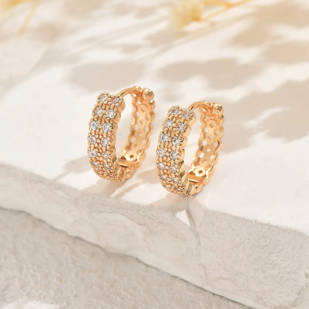 Copper geometry pattern ear studs with round dot ring elements in DE20288 colour