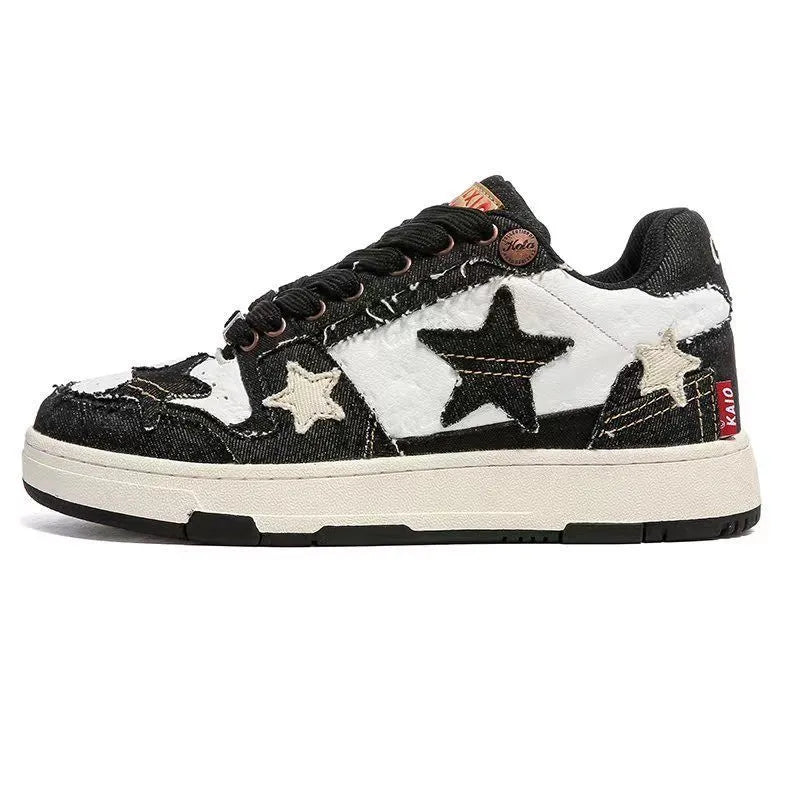 Cowhide leather low-top platform running shoes in beige with round toe and lace-up front.