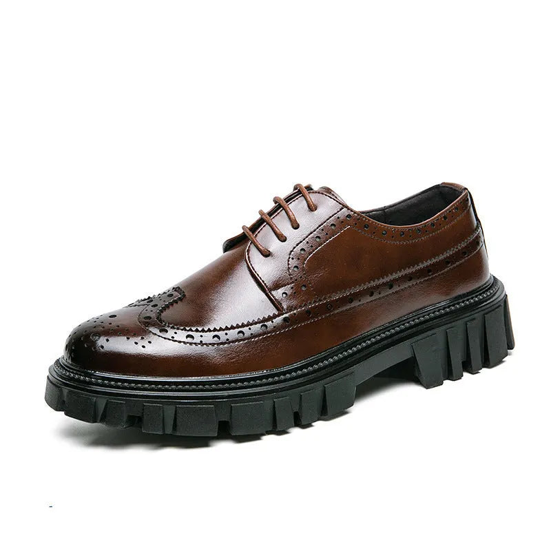 Men's black brogue shoes with round toe design and artificial PU upper