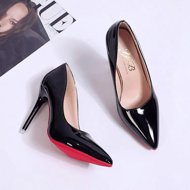 Women's solid colour stiletto heel pump with pointed toe and shallow mouth cut on a rubber sole.