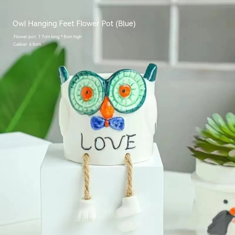 Ceramic hanging foot flowerpot for succulent plants on desktop
