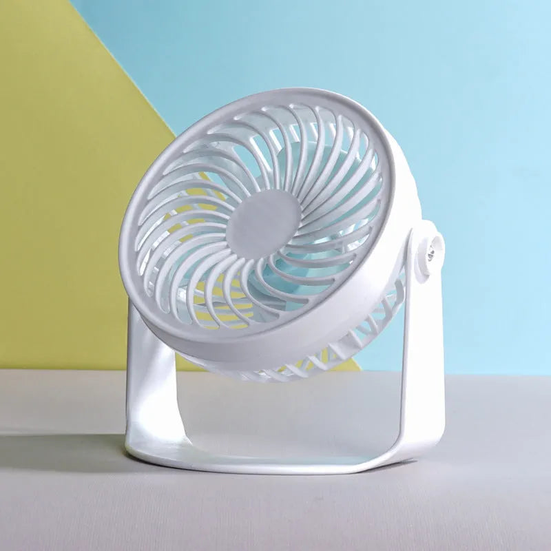 USB clip fan with compact 19cm design for quiet desktop cooling