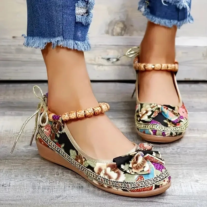 Women's black ethnic platform sandals with elastic band and cloth upper for plus sizes