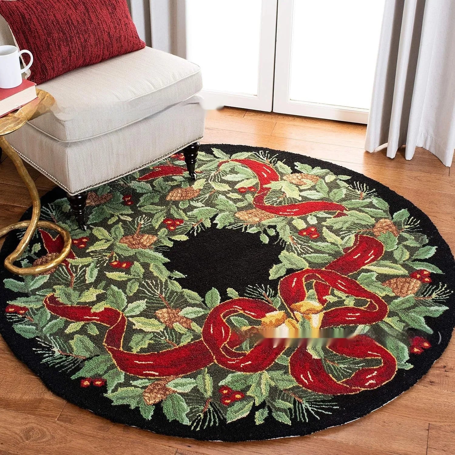 Round Christmas carpet with printed festive design in polyester fibre available in 60cm and 80cm sizes