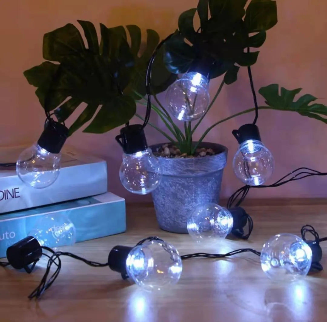 10-metre solar-powered decorative light string with 40 LED bulbs for outdoor festival and tent decoration
