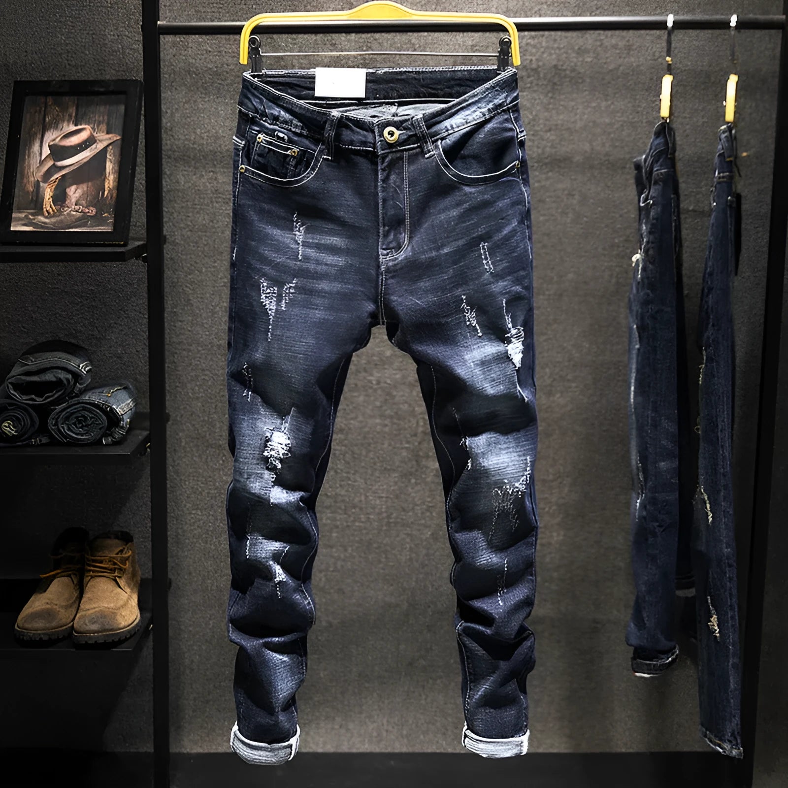 Men's slim-fit skinny jeans in blue cotton denim with stretch, shown in dark and light colour options.