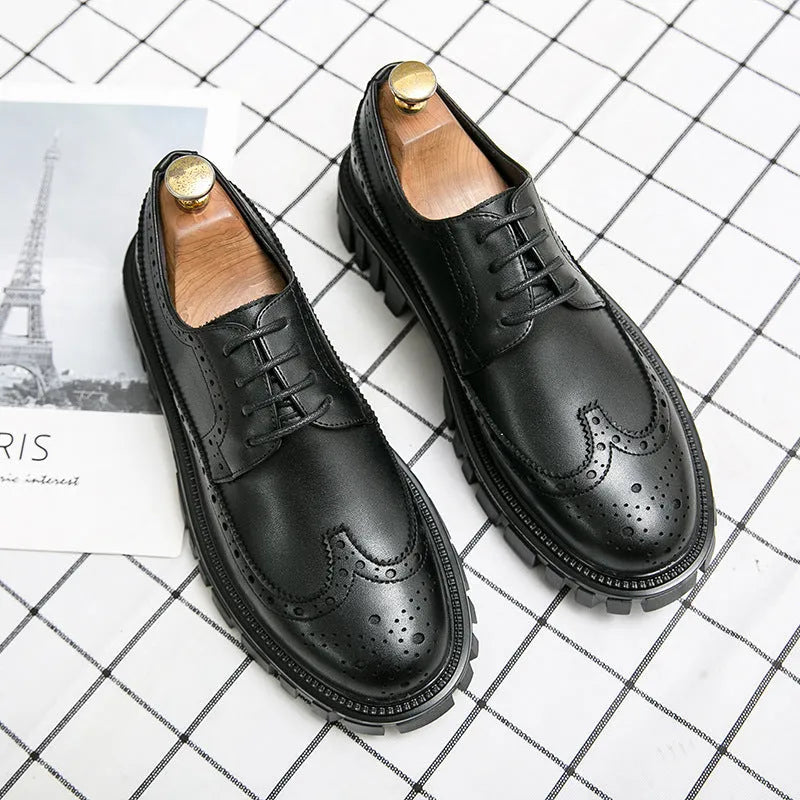 Men's black brogue shoes with round toe design and artificial PU upper