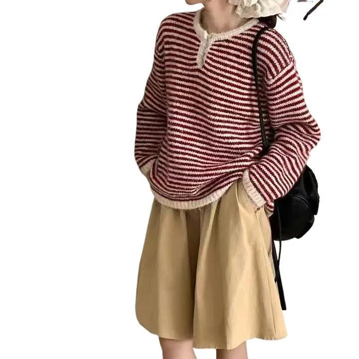 Women's striped cashmere pullover sweater in retro style with plaid pattern
