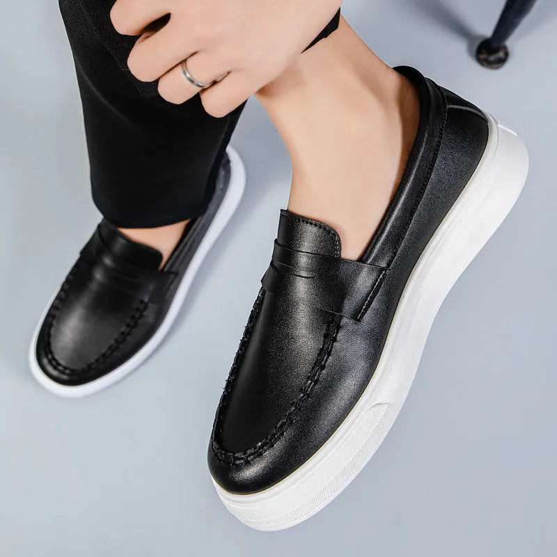 Men's British style casual leather shoes with round toe and slip-on design in artificial PU material