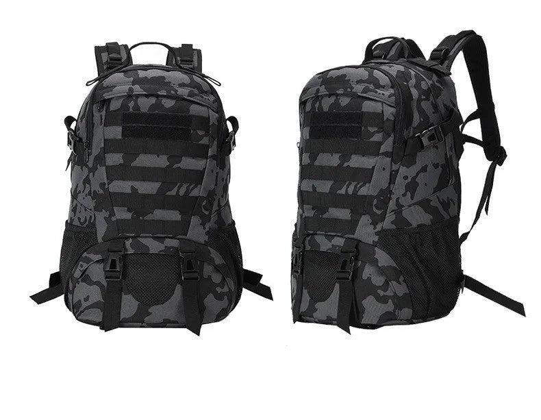 Oxford cloth mountaineering backpack in camouflage pattern with air pillow belt system for outdoor sports