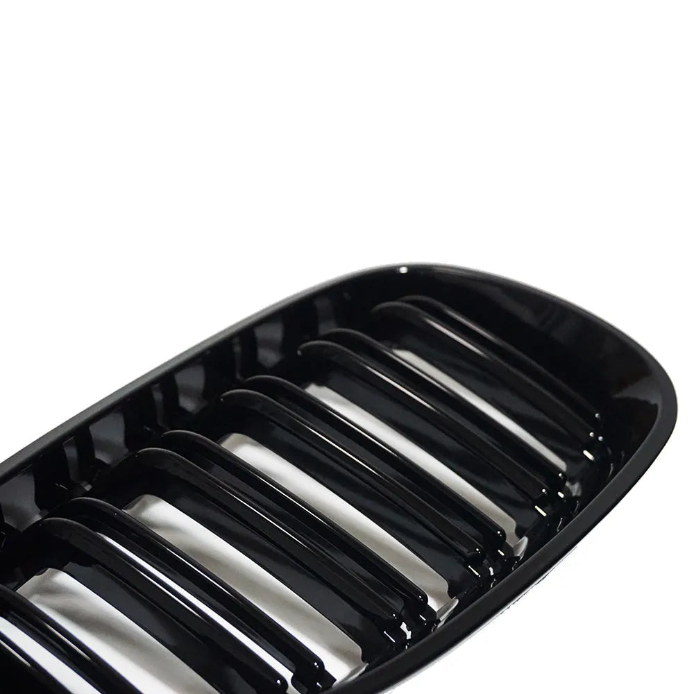 Carbon fibre pattern ABS grille for BMW 5-Series E39 E60 vehicles