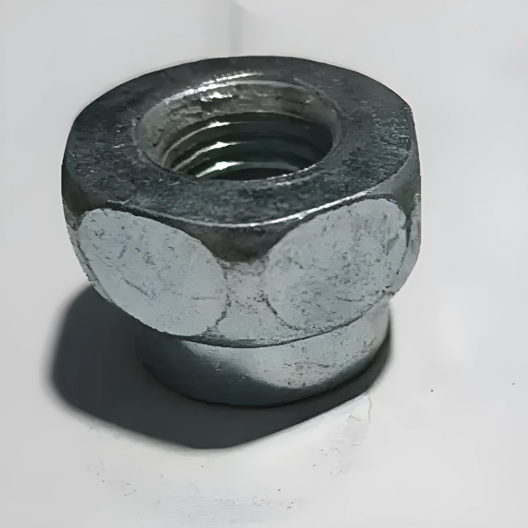 Aluminium screw mower head attachment for weed eater conversion with multiple thread sizes
