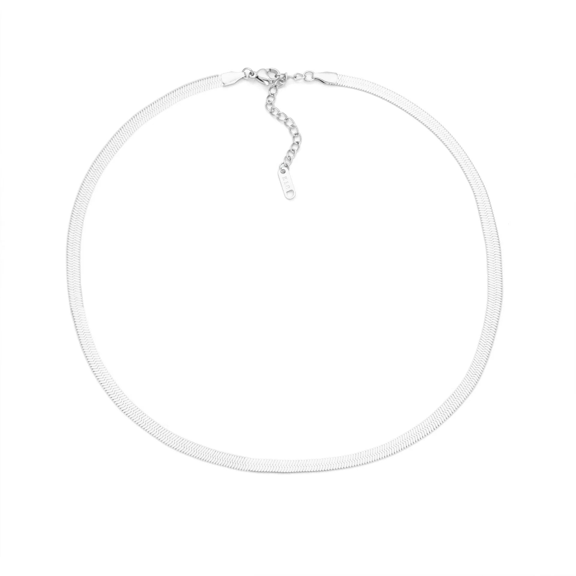 Gold or silver titanium steel necklace with a personalised letter, number, or heart pendant on a 40.5cm chain.