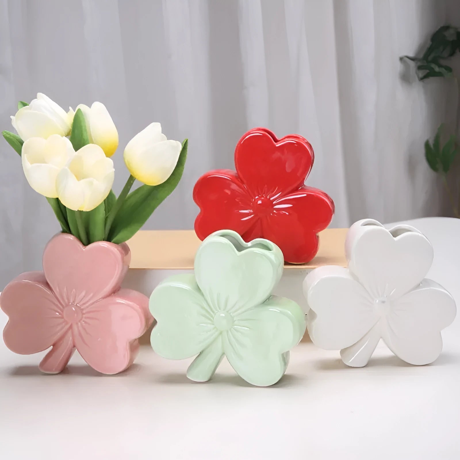 European style white porcelain ceramic desktop vase in light green colour