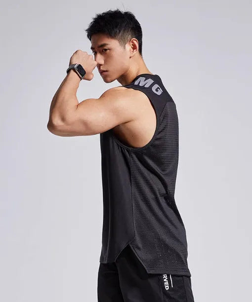 Men's mesh ice silk sports vest in loose fit design with straight hem