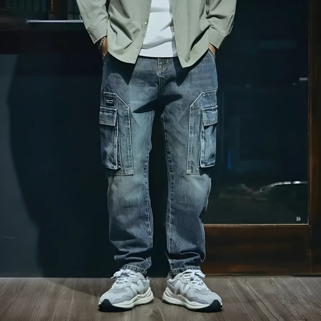 Men's blue loose straight jeans with zip fly in retro style
