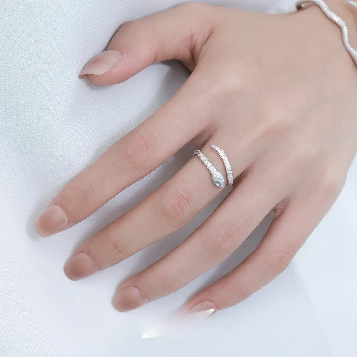 Adjustable silver snake ring for women with white gold electroplated colour finish