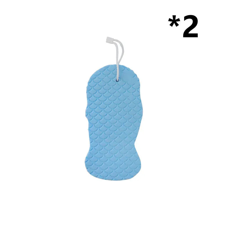 White 3D bath ball with fish scale pattern for body exfoliation