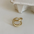 Three-dimensional interlaced matte metal open ring for women in gold or silver plated geometric style