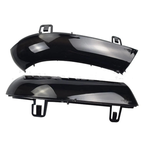 L-V-01 model running water turn signal light for Volkswagen Golf MK5, made from black ABS plastic.