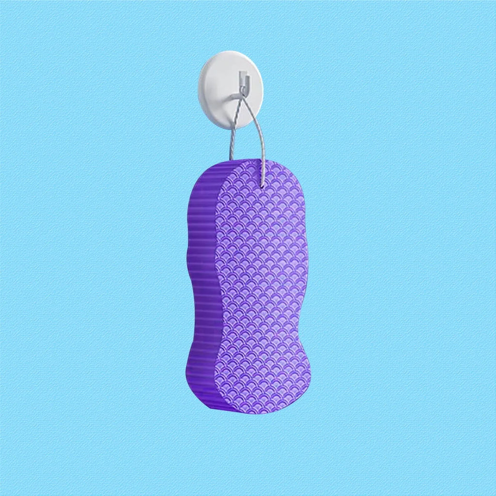 White 3D bath ball with fish scale pattern for body exfoliation