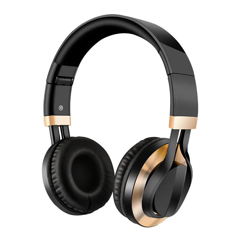 Black wired over-ear headphones with microphone and 3.5mm plug on a 1.5m cable