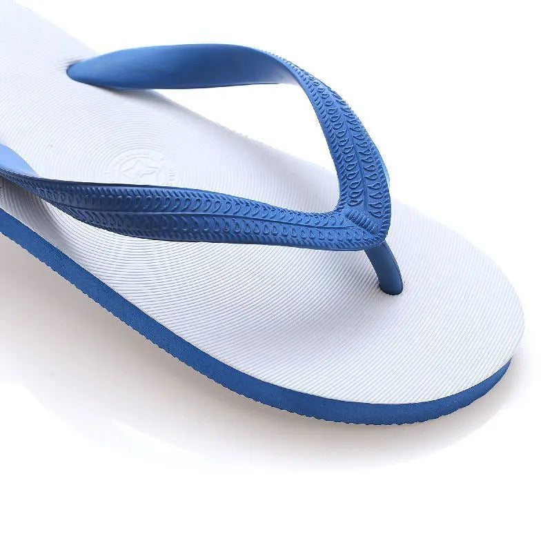 Colour options for rubber flip-flops with fish label: green, red, blue, and black.