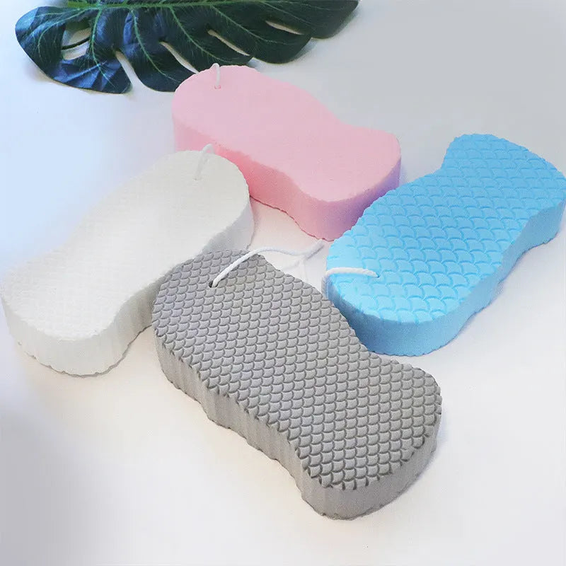 White 3D bath ball with fish scale pattern for body exfoliation