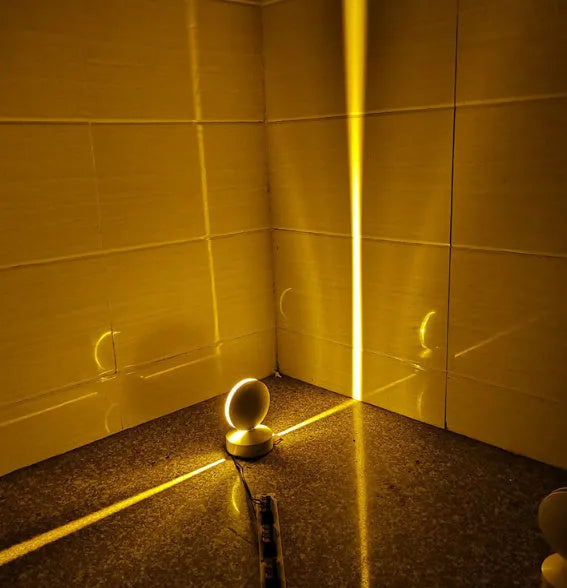 Modern aluminium corridor wall lamp spotlight bar with glass lens and LED in blue, green, red, white, or yellow.